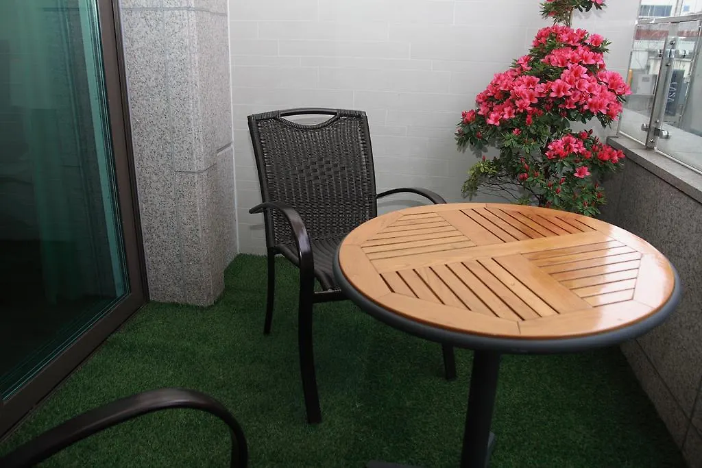 Sejong Hotel Seoul Myeongdong 4*,